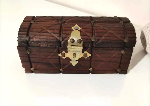Malle coffre de rangement décor vintage - La Maison De Judith
