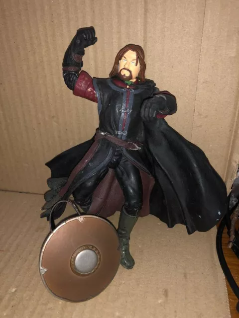 LOTR Lord of the Rings Boromir with Shield Figure 2001 ToyBiz Marvel