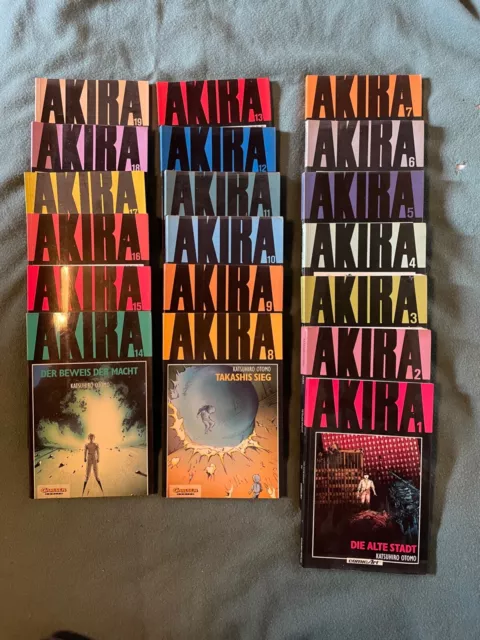 Akira Manga Band 1-19, Deutsch, in Farbe, ComicArt und Carlsen Comics