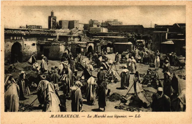 CPA AK MARRAKECH - Le Marche aux legumes MAROC (796533)