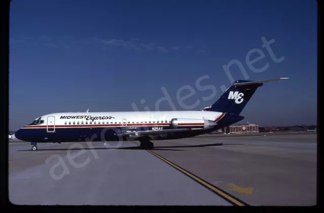 Midwest Express Douglas DC-9-14 N25AS Dec 85 Kodachrome Slide/Dia A14