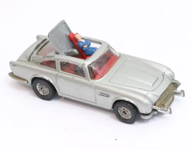 Corgi Toys 270 James Bond Aston Martin DB5 Whizzwheel Version