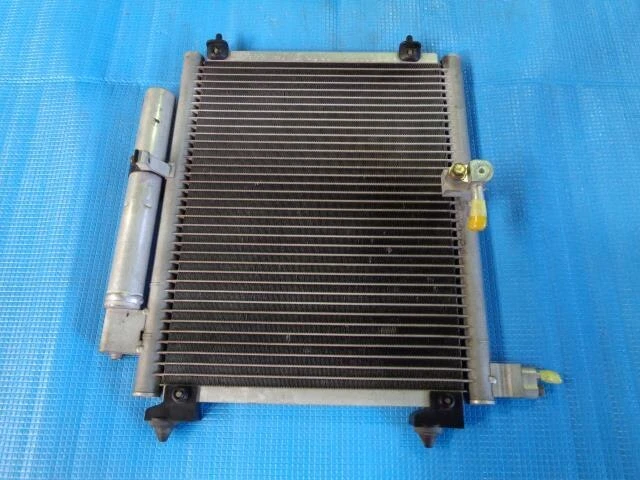 MITSUBISHI MINICA 2004 CBA-H47A Condensatore MN157383 [Usato] [PA15633692]