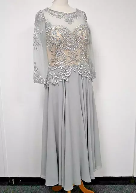 Ronald Joyce Veni Infantino Size 14 Grey/Rose Chiffon Half Sleeve Jewelled Dress