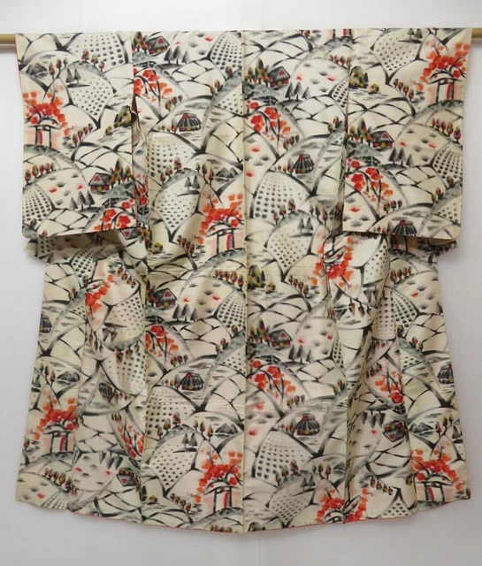 1501T09z580 Vintage Japanese Kimono Silk MEISEN KOMON Off-white Scenery