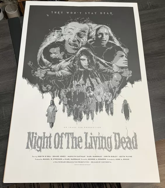 NIGHT OF THE LIVING DEAD - Gregorz "Gabz" B&W GID Screen Print