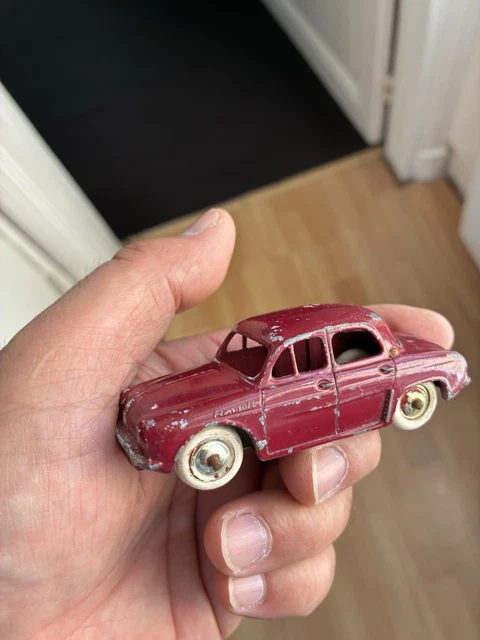 ANCIEN NOREV 1/43 Renault Dauphine N° 50 EUR 9,95 - FR