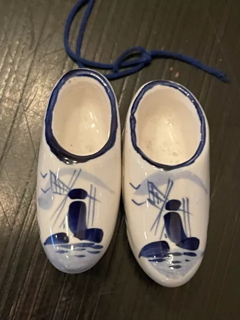 VTG Miniature Holland Delft Blue White Windmill Dutch Clogs Shoes Ornaments 2"