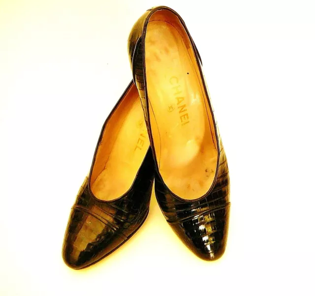 CHANEL Pumps Sz7 Rare Vintage Coco Black Alligator Crocodile Croc Cap Toes Italy