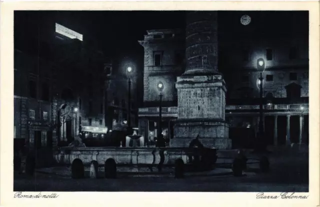 CPA AK ROMA di notte. Piazza Colonna. ITALY (552126)