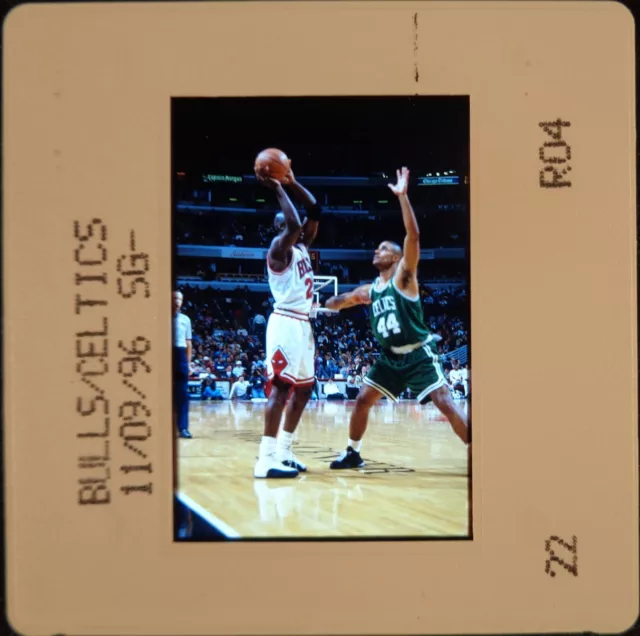 Ld154-93 1996 Michael Jordan #23 Chicago Bulls Original Stephen Green 35Mm Slide