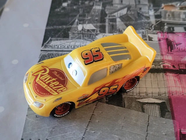Voiture Mattel Disney Pixar Cars 1 2 3 Lightning Mcqueen Jaune N°95