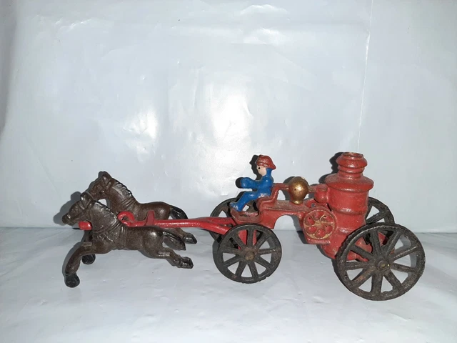 VTG 1950S CAST Iron Fireman Horse Drawn Fire Engine Pump Wagon 2 Piece