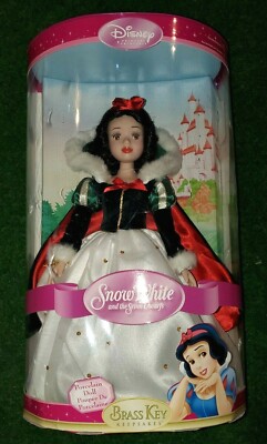 NEW 2005 Disney Snow White 14" Keepsake Princess Porcelain Doll by Brass Key