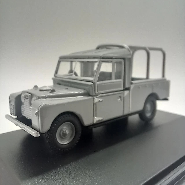 OO GAUGE 1:76 Display Model Railway Scale Land Rover Classic Car ...