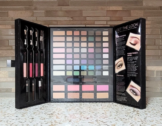 Victoria's Secret Ultimate Angel Makeup Kit 79 Items Brand New Victoria's Secret Ultimate Angel Makeup Kit 79 Items Brand New