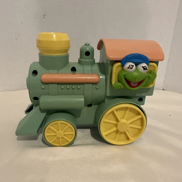 1990 Muppet Miss Piggy Kermit Remco Musical Lightshow Projection Train *Read