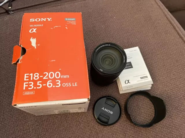 Sony E 18-200mm F3.5-6.3 OSS E-mount Lens SEL18200LE “NEW”