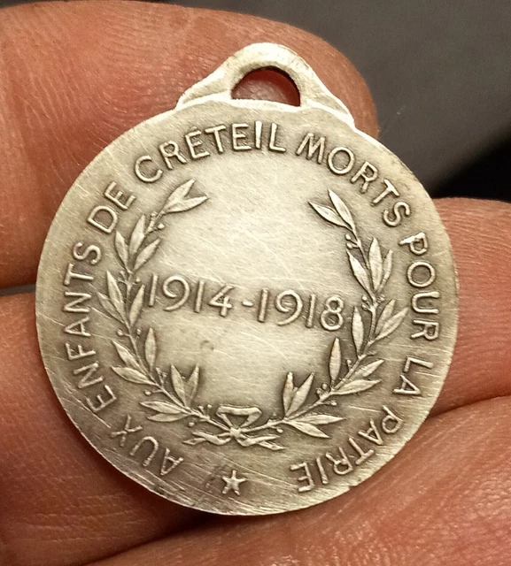 Médaille Dieu Et Patrie 1914, Soulager Ceux Qui Souffrent, WW1, Occasion
