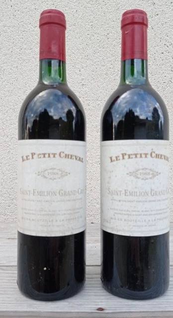 Lot 1 bt - Chateau Le Petit Cheval  1988 - 2eme vin de Chateau Cheval blanc