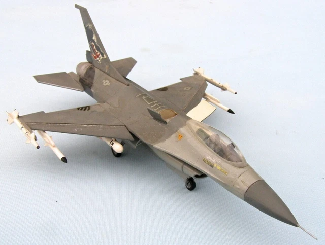 Hasegawa General Dynamics F-16A Plus Fighting Falcon 1/72 Model Kit #601 Sealed Hasegawa General Dynamics F-16A Plus Fighting Falcon 1/72 Model Kit #601 Sealed