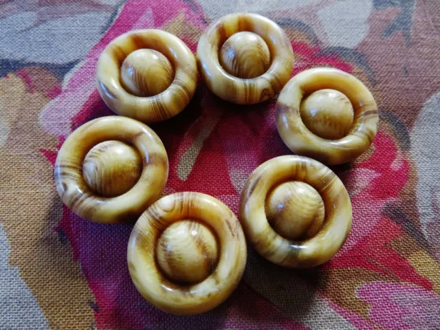 BOUTON ancien BAKÉLITE BEIGE veinée GRÈGE  ART DÉCO LOT 6 BOUTONS Ø: 23 mm