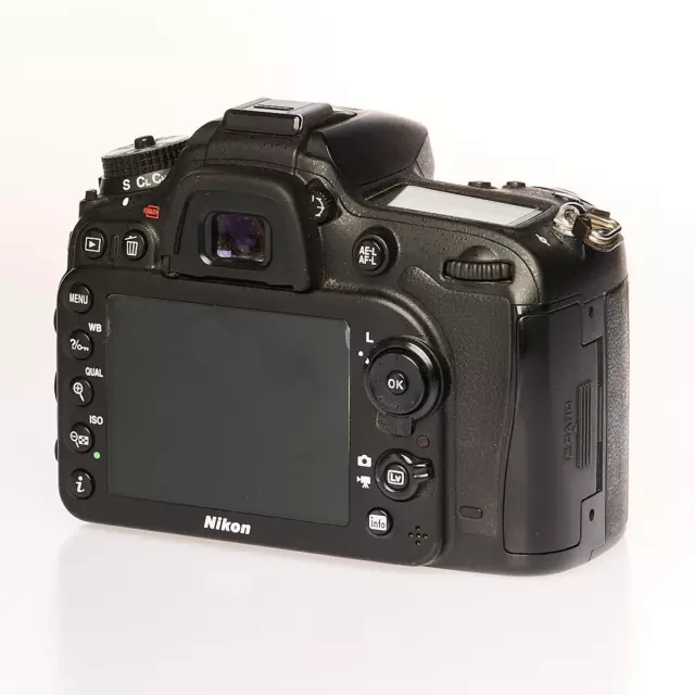 Nikon D7100 Gehäuse Kamera 2