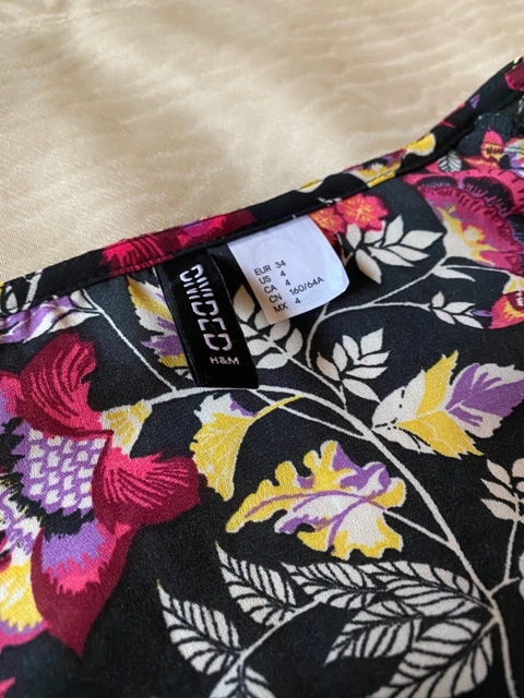 Robe Fleurie Divided By H&M Taille 10 – Occasion En Très Bon état