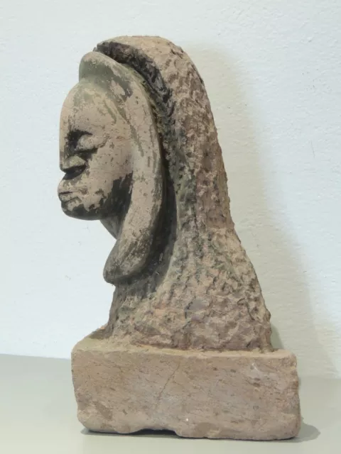 Antica Statua in pietra,scultura donna africana 3