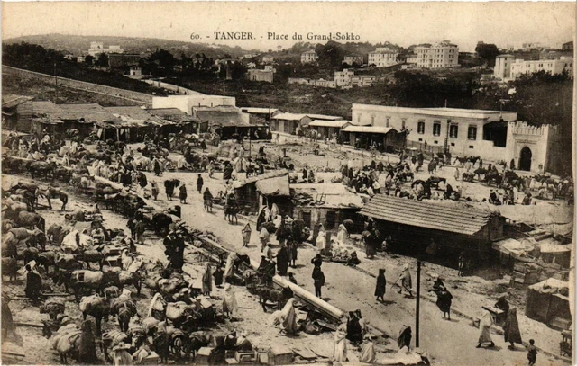 CPA AK TANGER Place du Grand Sokko MAROC (796857)