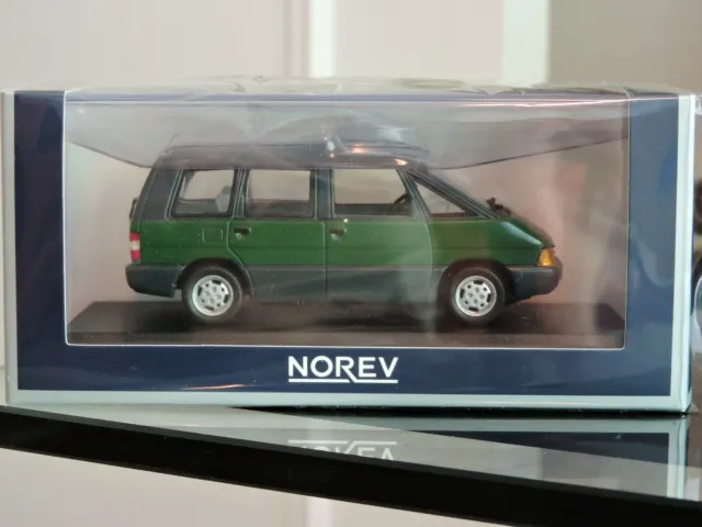 Voiture miniature Norev - Renault Espace, couleur verte