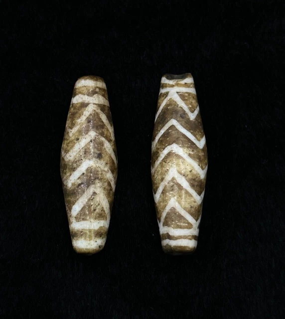Ancient Old 2 Pieces Pyu Culture Pumtek Beads From Burma With Good Pattern 2