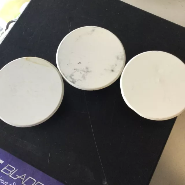 Lot Of 3 Used White Tyco sprinkler head conceal cover plate 139F, 3-1/4” O.D