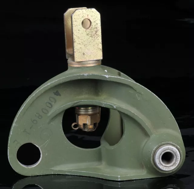 Make Offer! ~ Nos ~ Piper Aerostar Bellcrank Assy, R/H ~ P/N: 400089-001