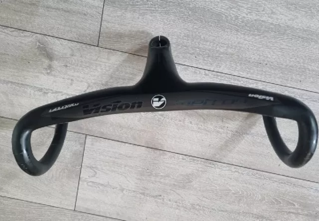 Vision Metron Integrated 5D Carbon Handlebar 420mm x 130mm