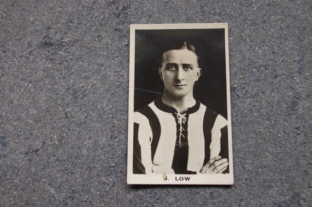 DC Thomson Footballers 1923  J.LOW (Newcastle Utd) Signed Real Photos