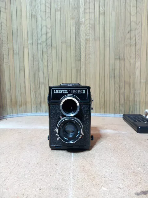 Lomo Lubitel 166B Mittelformatkamera Kamera TLR Analogkamera analog