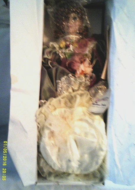 Duck House Heirloom Collection 18" Porcelain Melinda Doll,