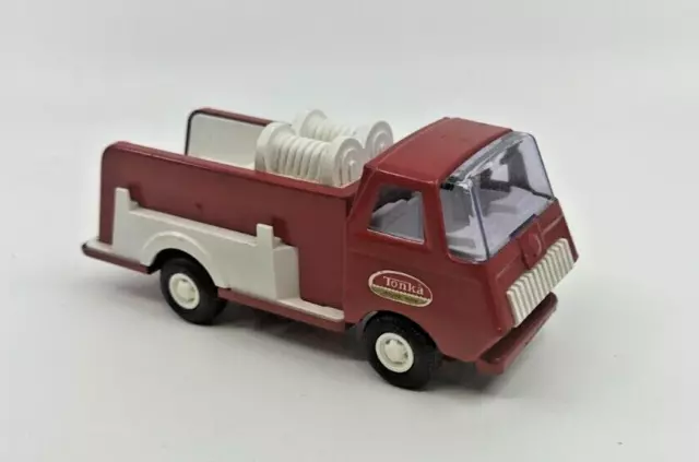 Vintage Tonka 18 Red and Yellow Fire Engine Ladder Truck 6" Long Die-cast Truck