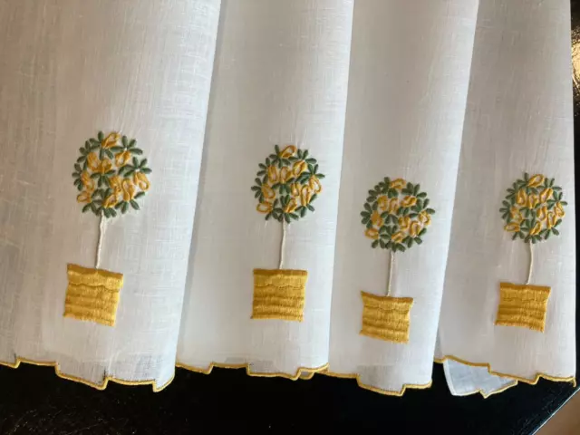 Vintage  Madeira Linen Fingertip Towels Set of 4 Rose Tree Yellow