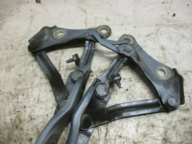 8V0823823F, Activateur De Charnière De Capot