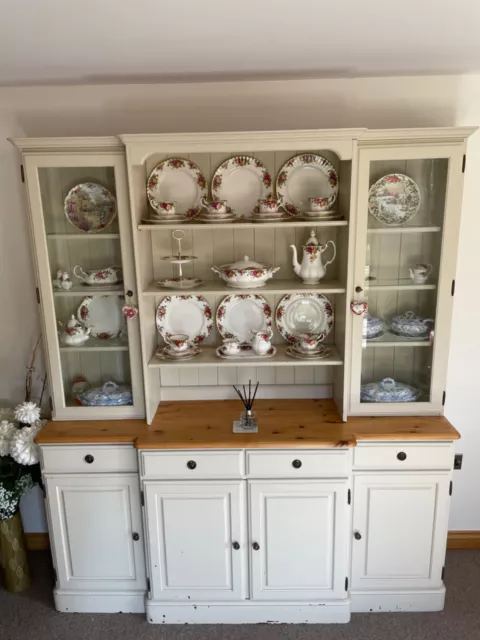 Large Display Cabinet/Dresser Farmhouse Style Ducal Pine Shabby Chic. F&F Paint