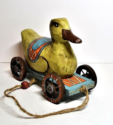 Vintage Mitt Carved And Painted Wooden Duck Folk Art Pull Toy on Wheeled Cart. 2