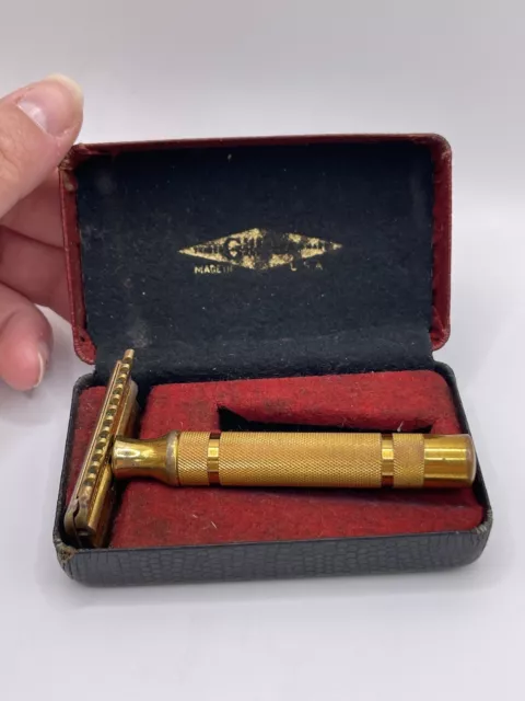 Vintage 1930s Gillette Long Open Comb Fat Handle Razor Brass/Gold with Case ***