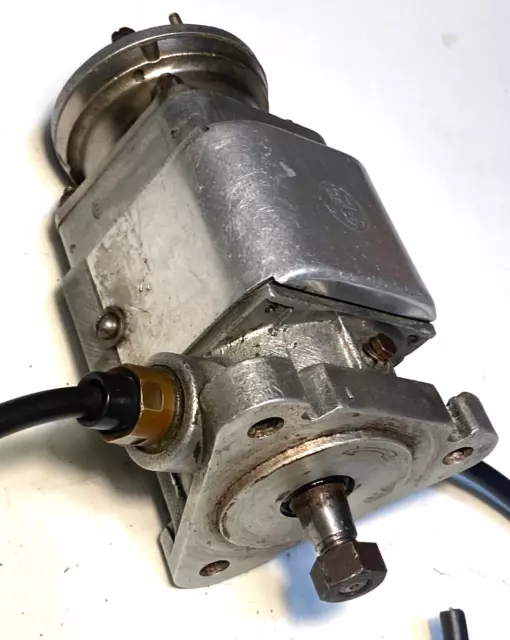 Vintage BTH Magneto KC2 T4 Doppelzylinder Triumph Norton etc Rissblauer Funke