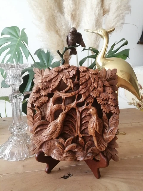 Ancien bas relief /panneau de bois sculpté