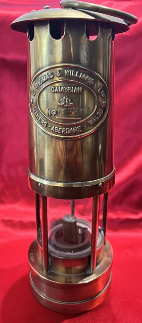 E. Thomas & Williams  Ltd Makers Aberdare Wales Cambrian Brass Miner’s Lamp 1986