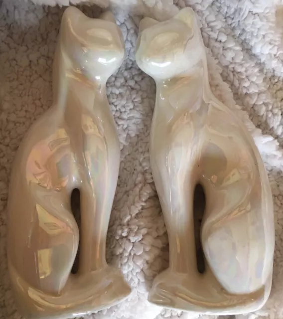 Vintage Keramik 2 Kätzchen Katze Figuren weiß schillernd passendes Paar 8 Zoll
