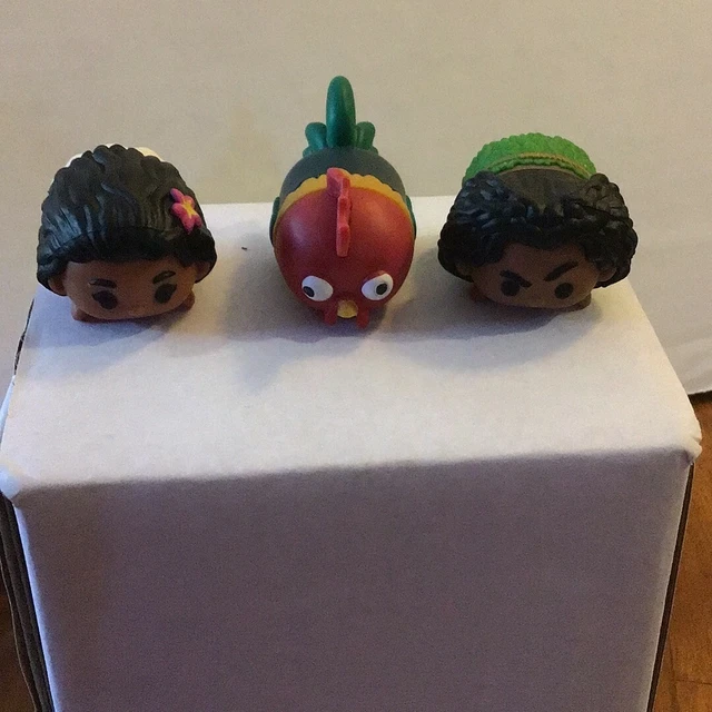 Lot Of 3 Disney Tsum Tsum Hei Hei And Moana Stack Vinyl Mini Action Figures
