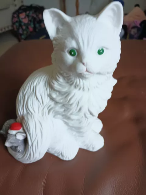 Vintage  1989 House of Lloyd Porcelain White Kitty Cat &  Mouse Figurine  N-4